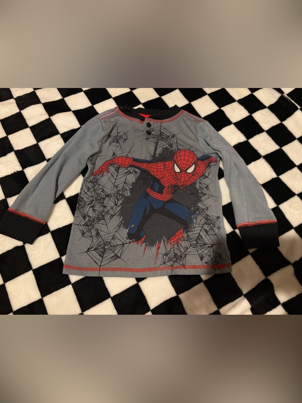 Size 3T spiderman long sleeve Greg shirt